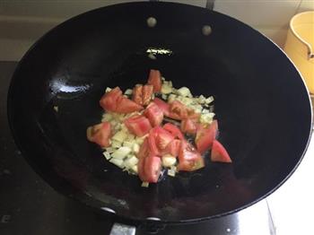 西红柿牛肉面的做法图解2