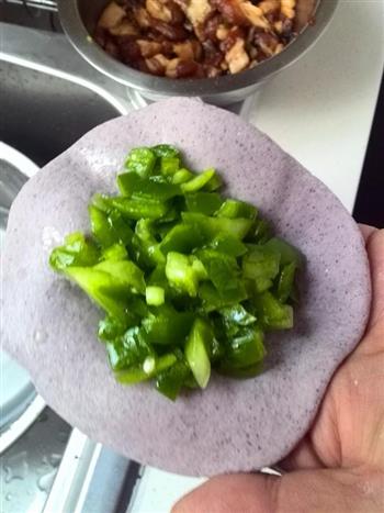 紫米青椒肉丁包子的做法步骤9