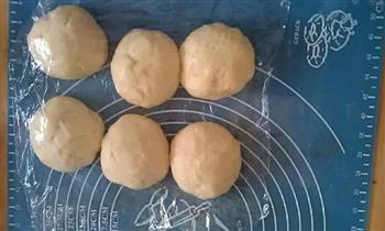 南瓜椰蓉馅面包卷的做法图解9