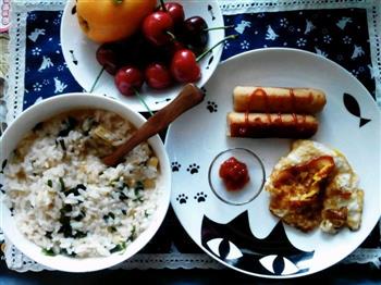 味噌汤淘饭&煎蛋-鸡肉肠&枇杷-樱桃的做法步骤4