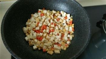 蟹黄豆腐的做法步骤5