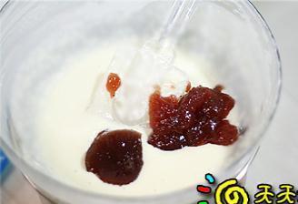果冻夹心草莓芝士蛋糕的做法步骤5