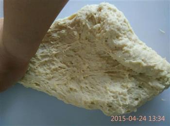 没有面包机也可以手工快速揉出面筋膜附绣球包步骤图的做法步骤5