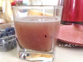 蓝莓雪梨汁—润肠通便神果汁的做法步骤2