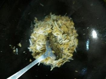 酸菜土豆炒肉丝的做法步骤3