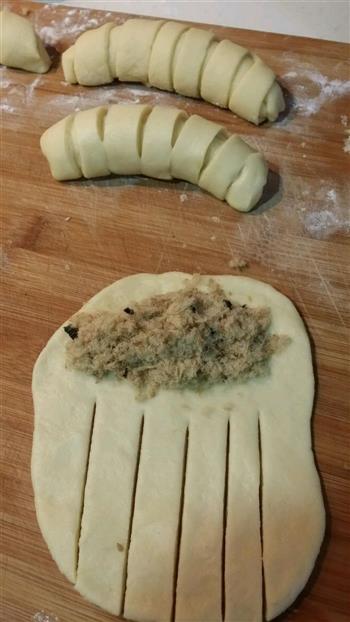毛毛虫肉松面包的做法步骤3