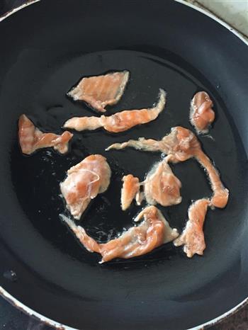 黑椒三文鱼罗勒蛋卷减肥又有营养的做法图解4
