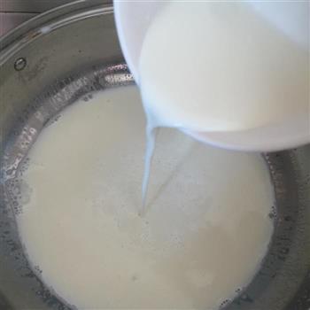 牛奶椰丝小方的做法步骤5