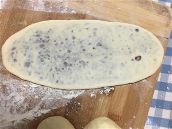 红豆沙面包/紫薯面包面包店成色六个量的做法步骤3