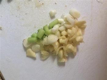 蚝油香菇炒肉片的做法步骤3