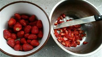 草莓豌豆黄的做法步骤1