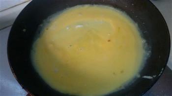 奶香鸡蛋肉松卷的做法步骤6