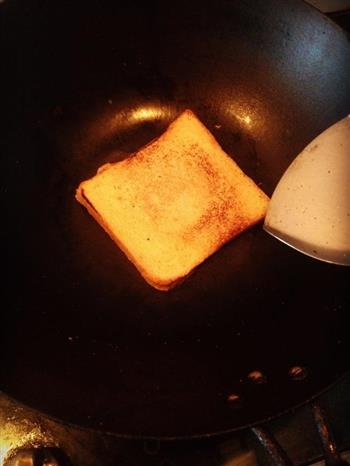 早餐三明治-不用烤箱版的做法步骤1