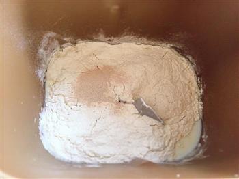 日式炼乳面包的做法步骤1