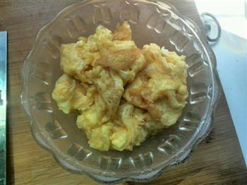 香椿鸡蛋肉末酱的做法步骤1