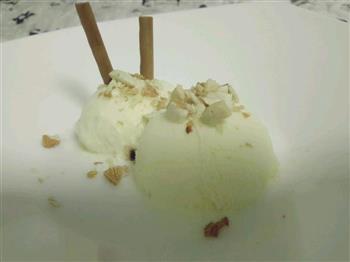 简单O添加香草冰淇淋的做法步骤6