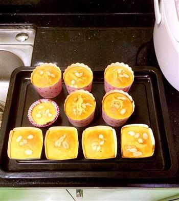 香蕉杏仁片海绵纸杯蛋糕的做法步骤10