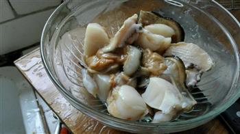 夏日海鲜砂锅粥的做法步骤6
