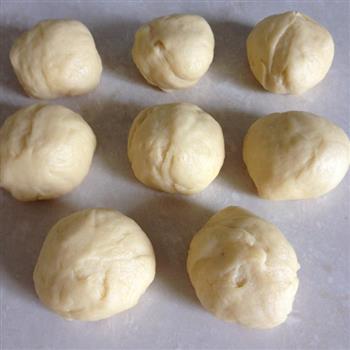 奶香椰蓉面包的做法步骤7