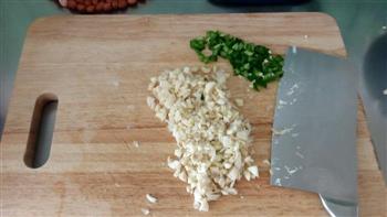 锡纸金针菇的做法步骤2