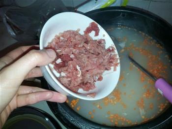 皮蛋瘦肉粥的做法步骤6