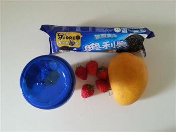 最简单的小甜点-奥利奥酸奶盆栽的做法步骤1