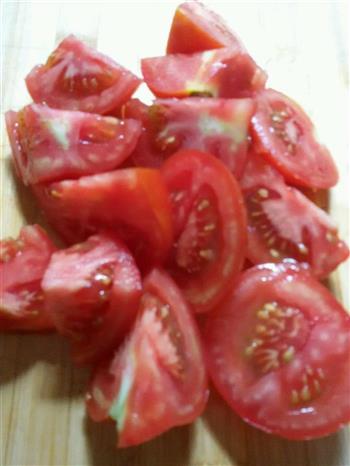 番茄胡萝卜土豆煲牛腩的做法步骤2