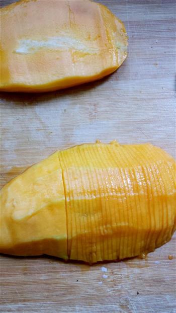 椰香芒果糯米饭-附芒果玫瑰花做法的做法步骤8