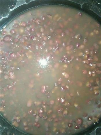 红豆糯米卷-甜食爱好者不可错过的美食哟的做法步骤2