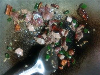 猪肉炖粉条花菜的做法步骤3