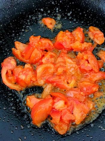 西红柿炒米饭鸡蛋卷的做法步骤3