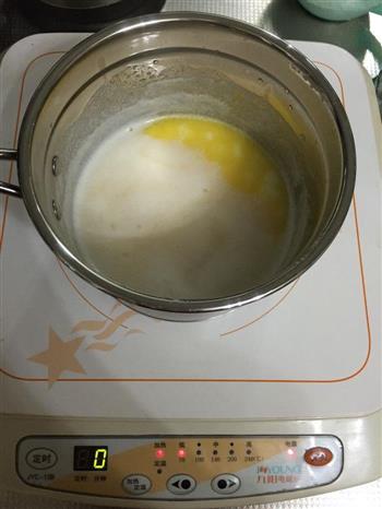 金黄酥脆的奶油泡芙，过程也简单的做法步骤2