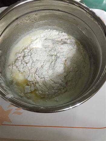 金黄酥脆的奶油泡芙，过程也简单的做法步骤3
