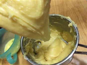 金黄酥脆的奶油泡芙，过程也简单的做法步骤7