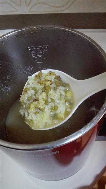 大米绿豆粥-豆浆机版的做法步骤7