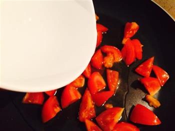 健康低脂-番茄银鳕鱼的做法图解2