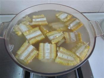 玉米蚕豆排骨汤的做法图解7