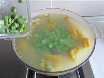 玉米蚕豆排骨汤的做法步骤9