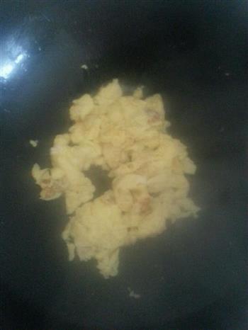 木耳黄瓜炒鸡蛋的做法步骤2