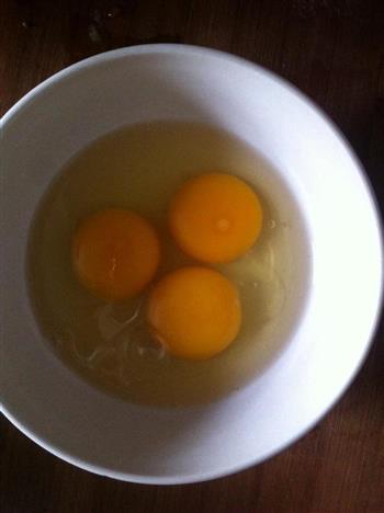 韭菜炒鸡蛋 快速可口营养健康的做法图解2