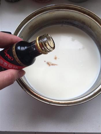 香草牛奶椰丝小方的做法步骤3