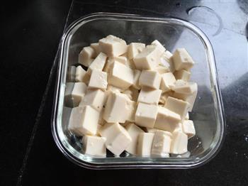 虾皮香菇豆腐的做法步骤3