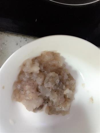 豆角肉末香菇虾仁馄饨的做法图解1