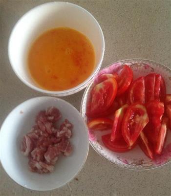 西红柿面汤的做法步骤1
