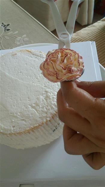 母亲节康乃馨蛋糕的做法步骤2