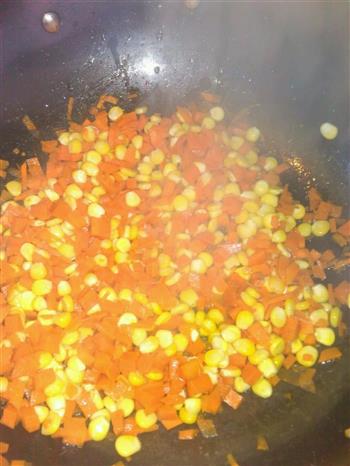 玉米胡萝卜丁的做法步骤3