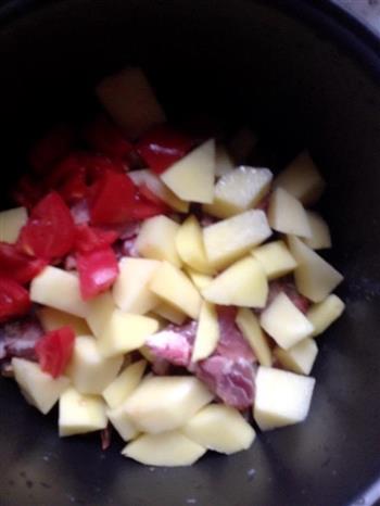 土豆排骨汤的做法步骤2