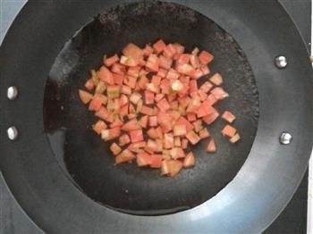 西红柿紫菜蛋花汤的做法步骤2