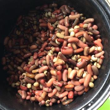 赤小豆薏米汤的做法图解3
