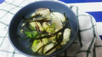 蛤蜊豆腐海带汤的做法步骤4